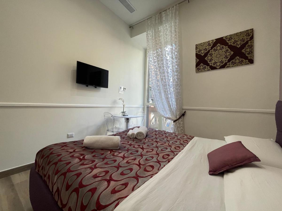 Sun Art Naples Rooms Buitenkant foto